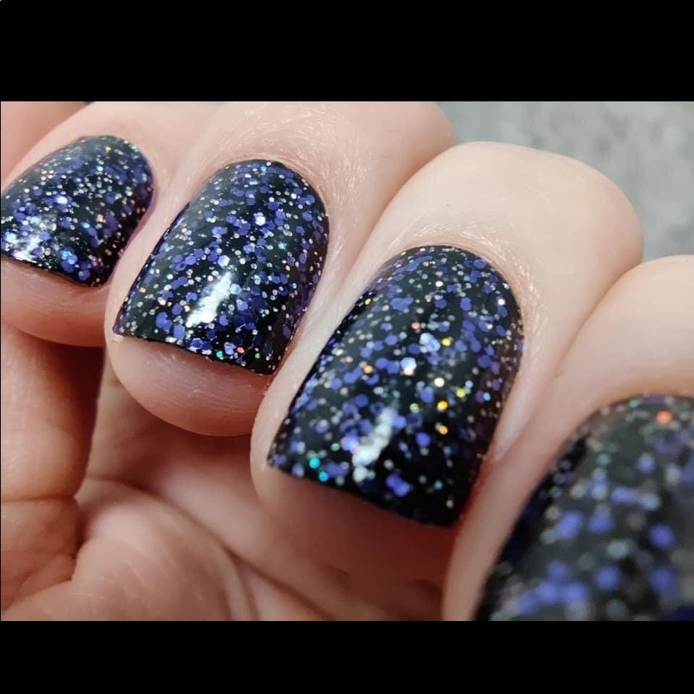 *Retired* Color Street: Living the Gleam | Black Glitter Purple Party Halloween - Picture 12 of 16